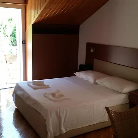Apartments Vile Holiday Zivogosce Room photo
